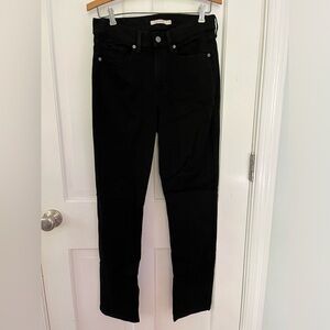 Levis Classic Straight Black Jeans Size 8 Washed Never Worn!